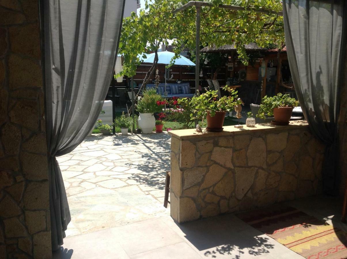 T H E Berlin Studios And Suites Vrasná المظهر الخارجي الصورة